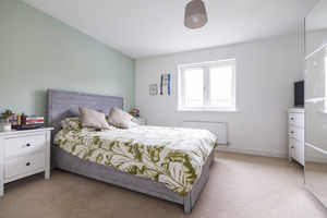 Bedroom- click for photo gallery